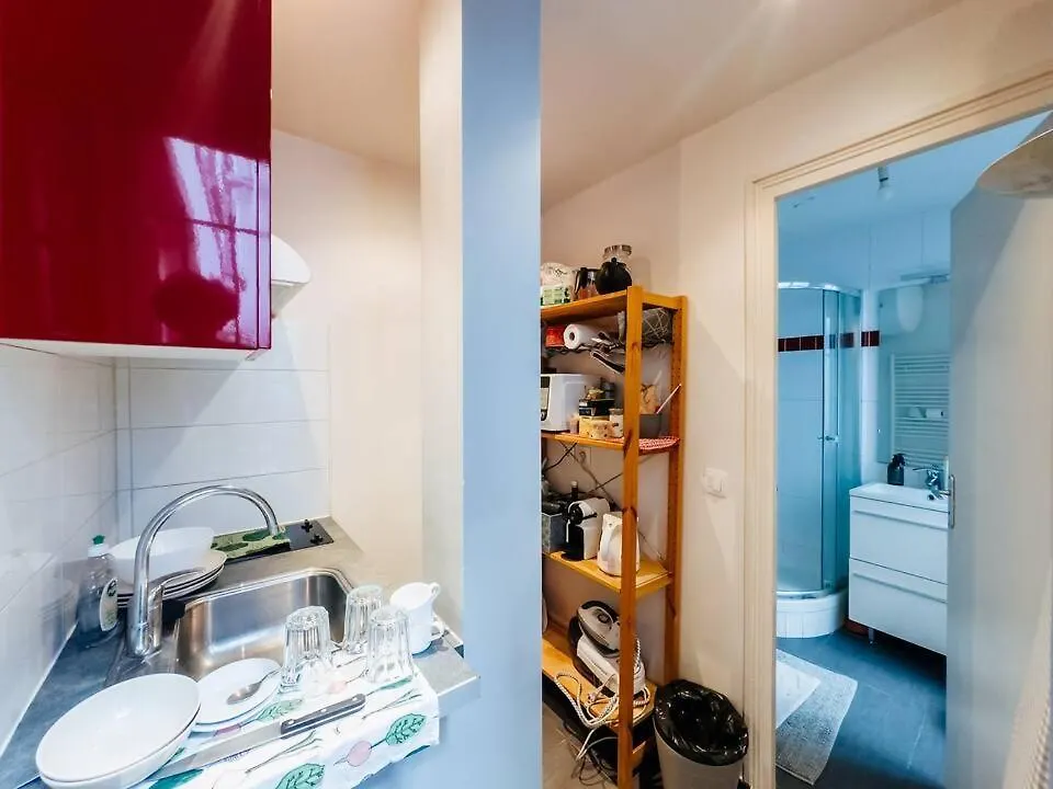 Studio Au Calme Paris Apartment